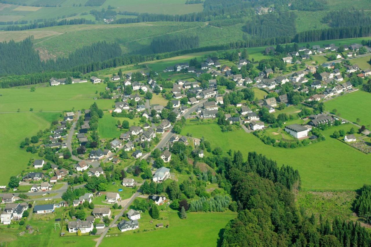温特贝格Ferienhaus Astenblick - Ideal Fuer Weihnachtsfeiern Und Familienfeiern Bietet Schlafplaetze Fuer Bis Zu 35 Personen别墅 外观 照片